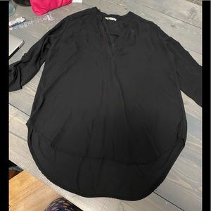 5/$20 💰 Teenbell sheer shirt